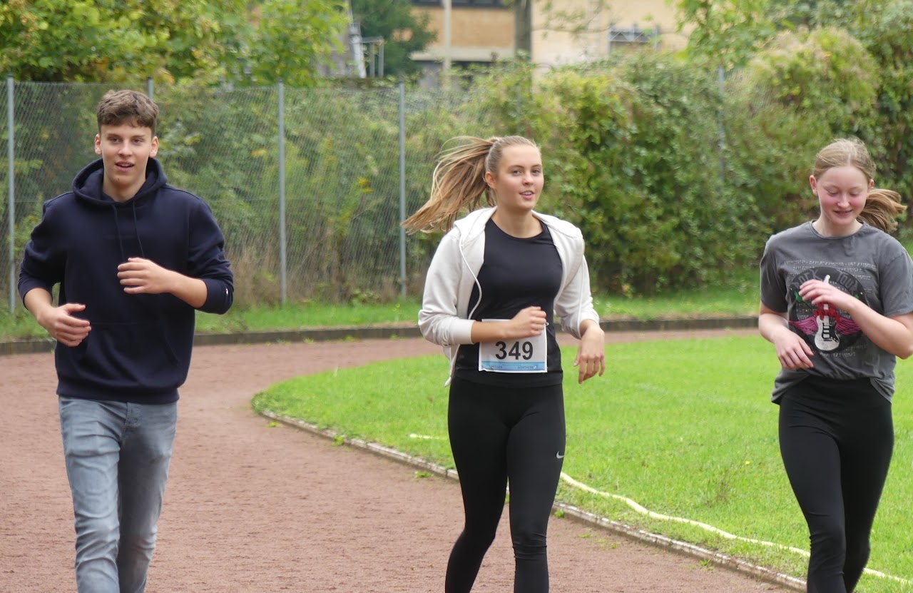 Bild vom 13. Benefizlauf im Jahr 2022. Dies ist das 465. Bild.